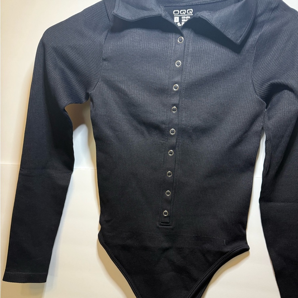 Women’s OQQ Black Long-Sleeve Snap-Front One-Piece Bodysuit Small New